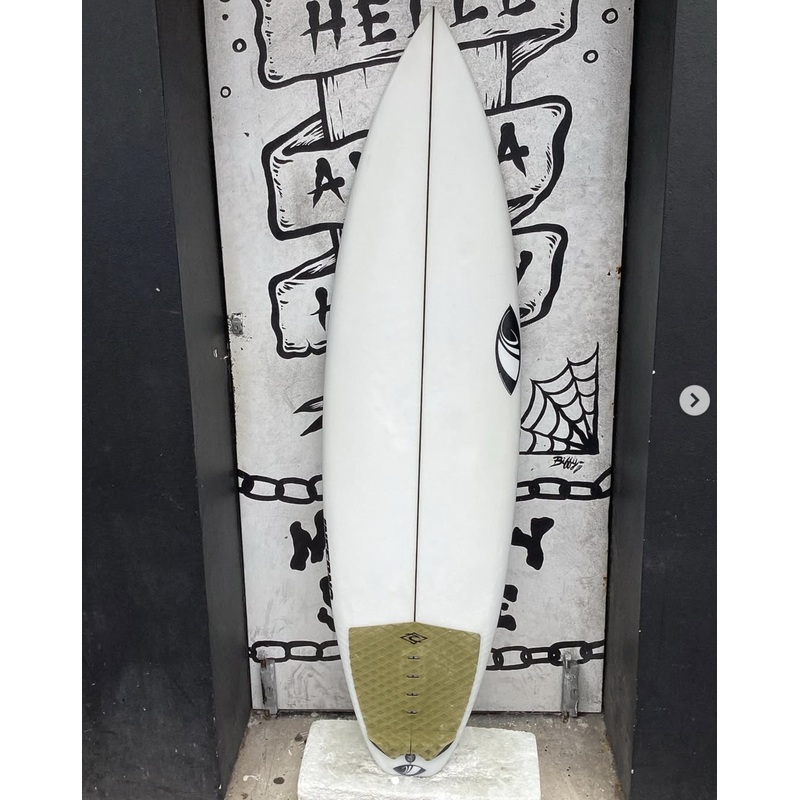USED – 6’1 INFERNO 72 (31.2L)