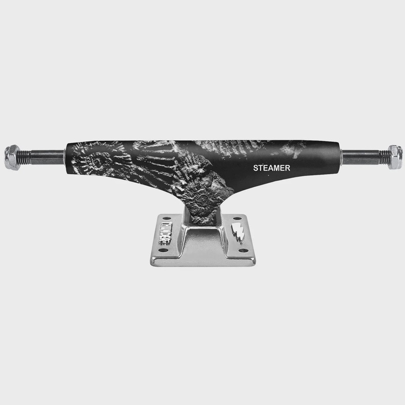 THUNDER ELISSA STEAMER 96′ LIGHT SKATEBOARD TRUCKS 147