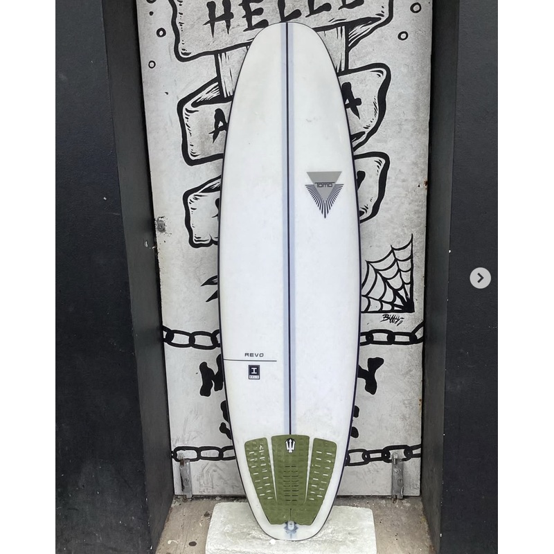 USED – 5’8 REVO (36.5L)