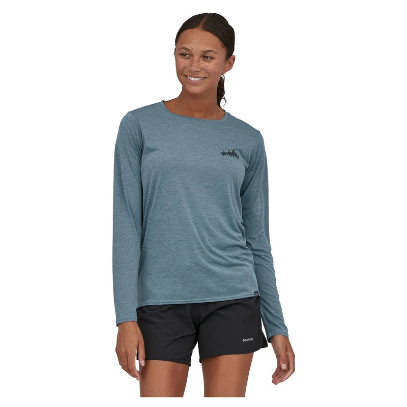 Patagonia Women’s Long Sleeved Capilene Cool Daily Graphic Shirt – 73 Skyline: Light Plume Grey X-Dye