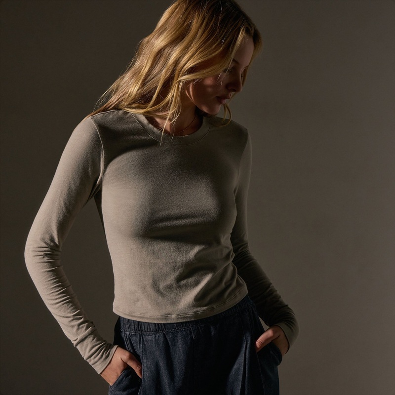Long Sleeve Cropped Tee – Overcast
