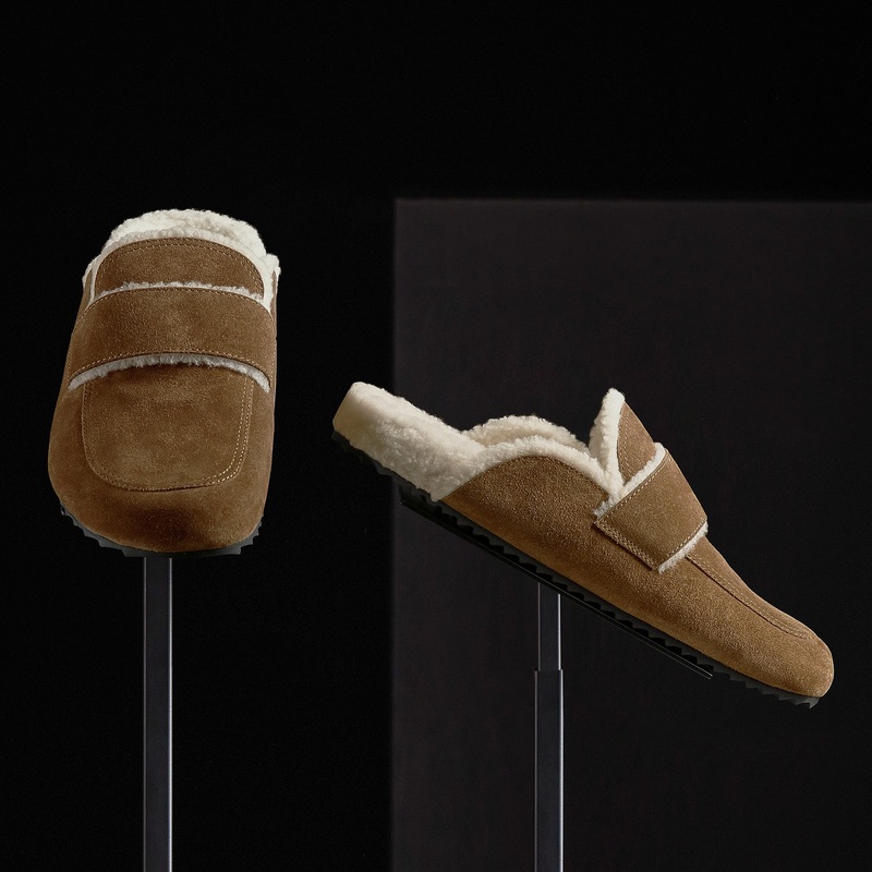 Men’s Suede Shearling Lined Loafer – Tabacco/Ivory