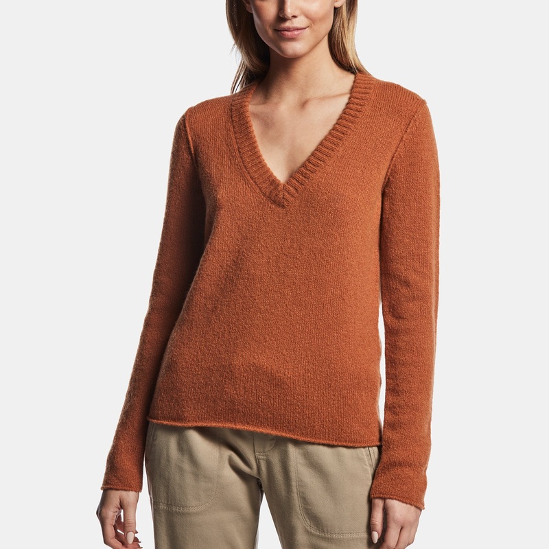 Lightweight Textured Cashmere V Neck – Amber