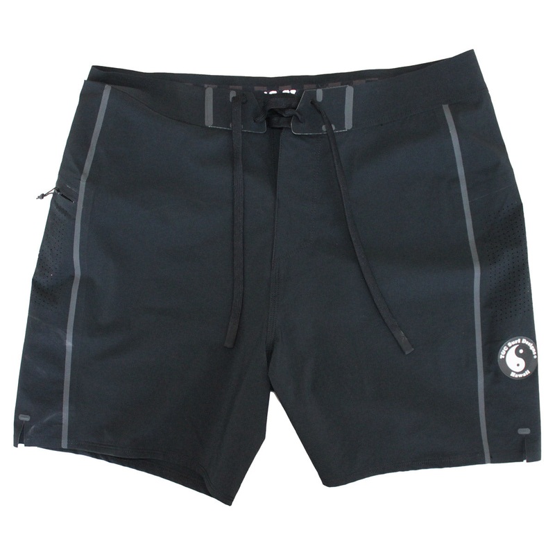 Town & Country Stay Stoked 18.5″ Boardshorts – Black