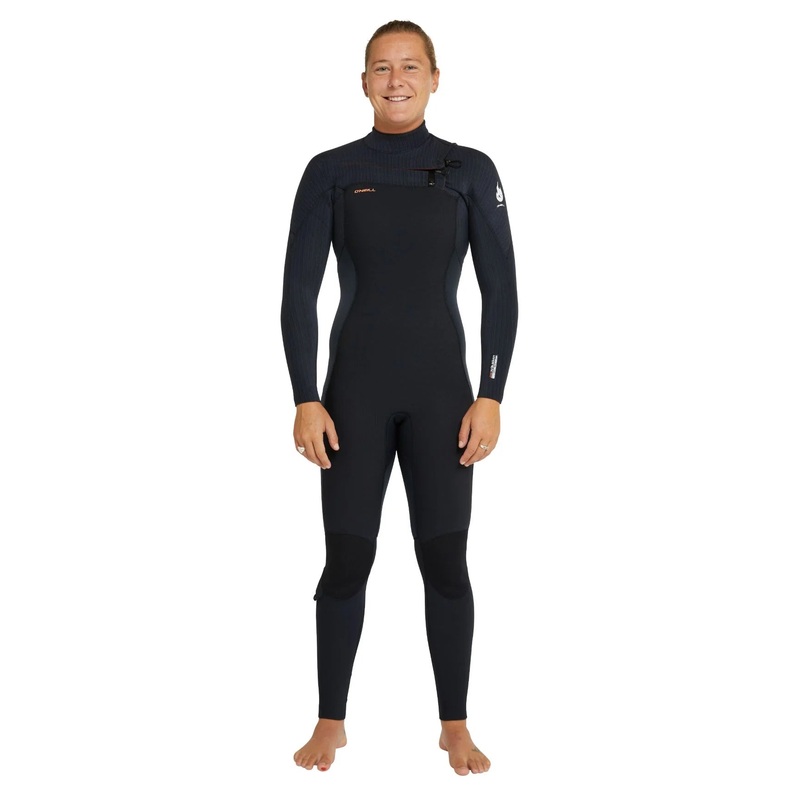 Women’s HyperFire 4/3mm Steamer Chest Zip Wetsuit – Black