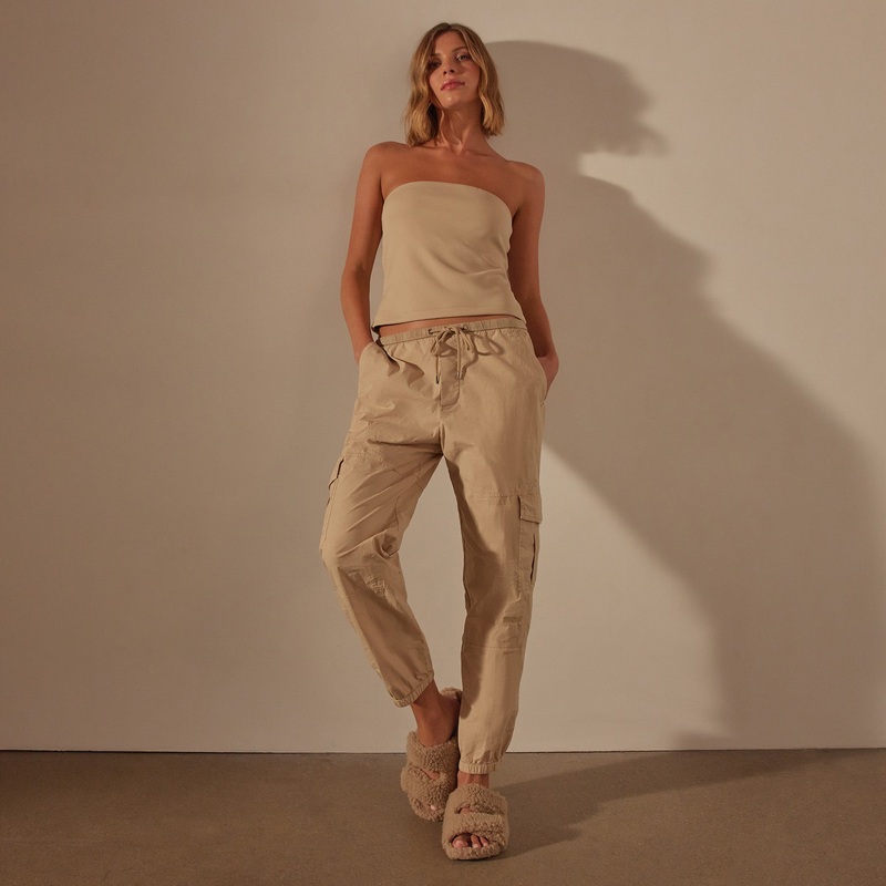 Stretch Poplin Cargo Pant – Sand Dune Pigment