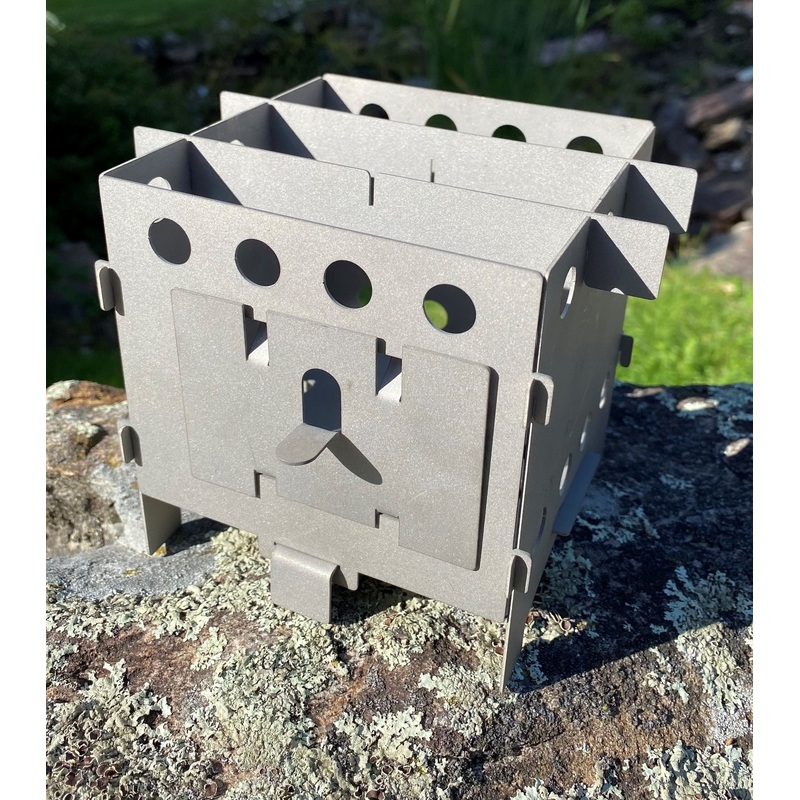 KIHD – Ultimate Titanium Twig Stove